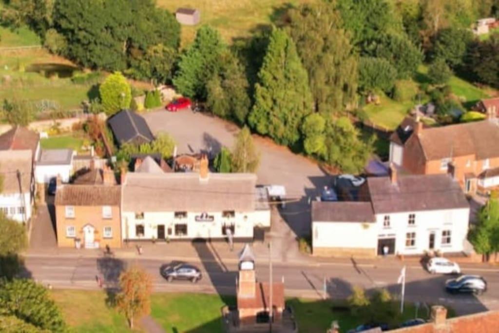 The Dukes Hotel Leighton Buzzard Kültér fotó